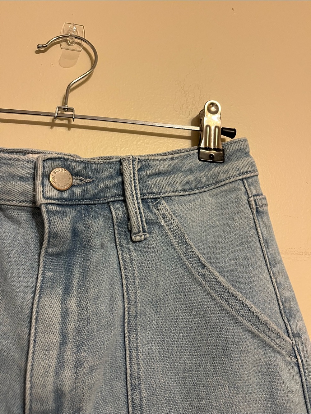 The Patch Pocket Wide Leg High Waist Light Denim (Sold out online!) - Picture 4 of 7